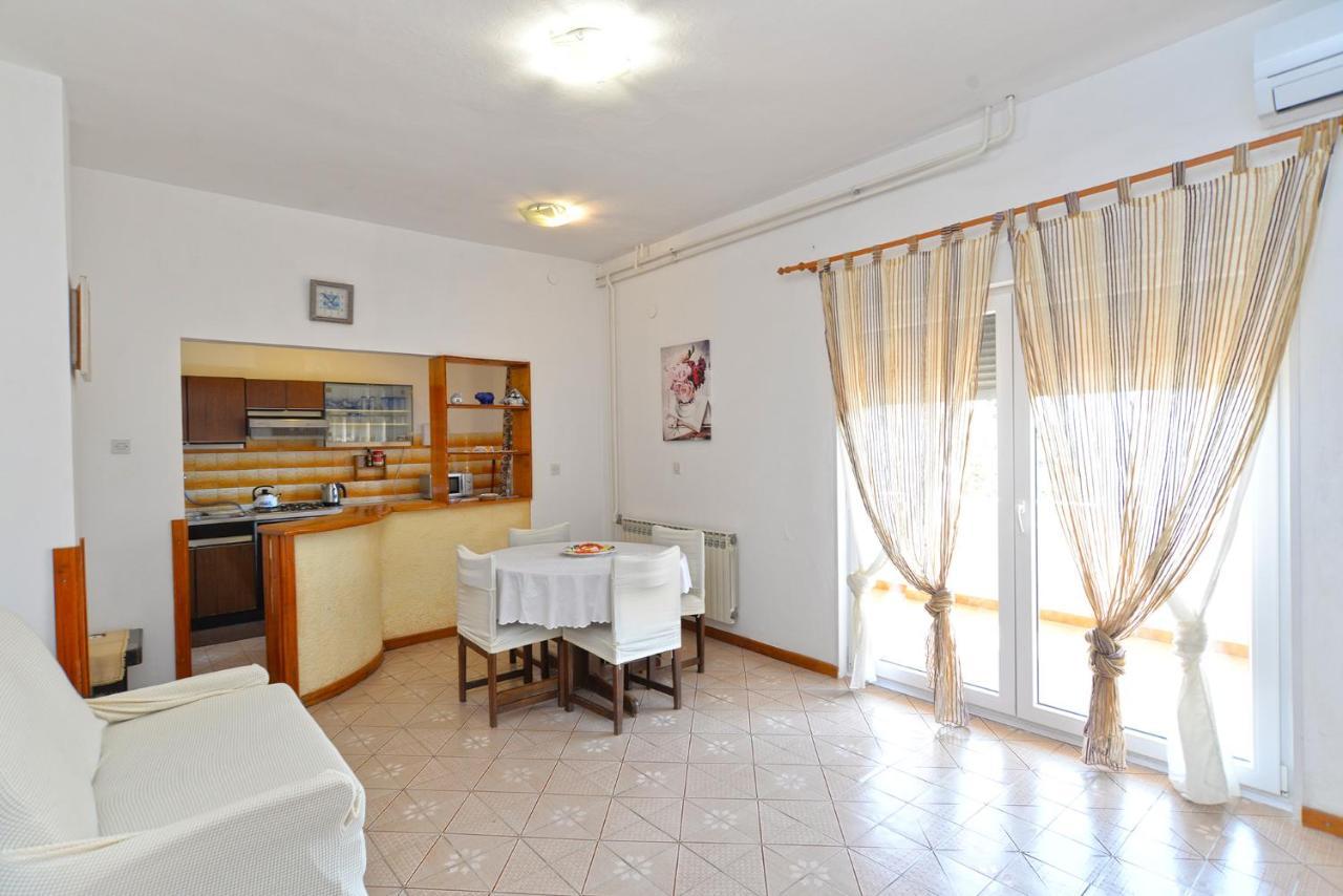 Apartment Silvio 1779 Banjole Exterior foto