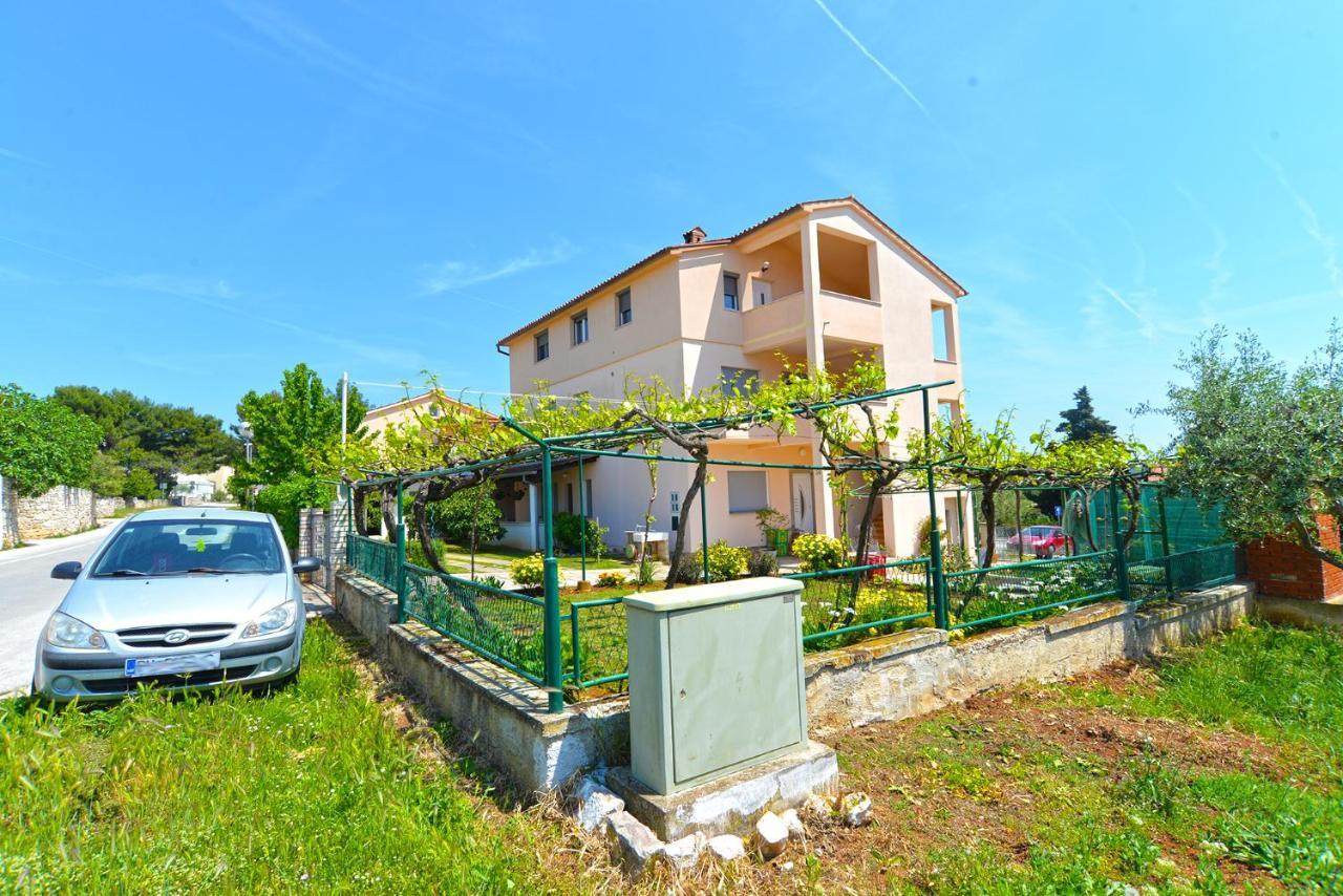 Apartment Silvio 1779 Banjole Exterior foto